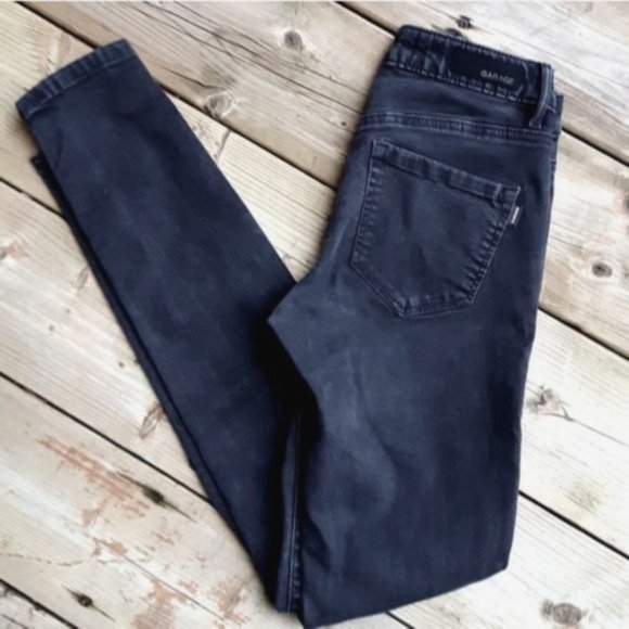 GARAGE Retro High Rise Distressed Jegging - Picture 6 of 9